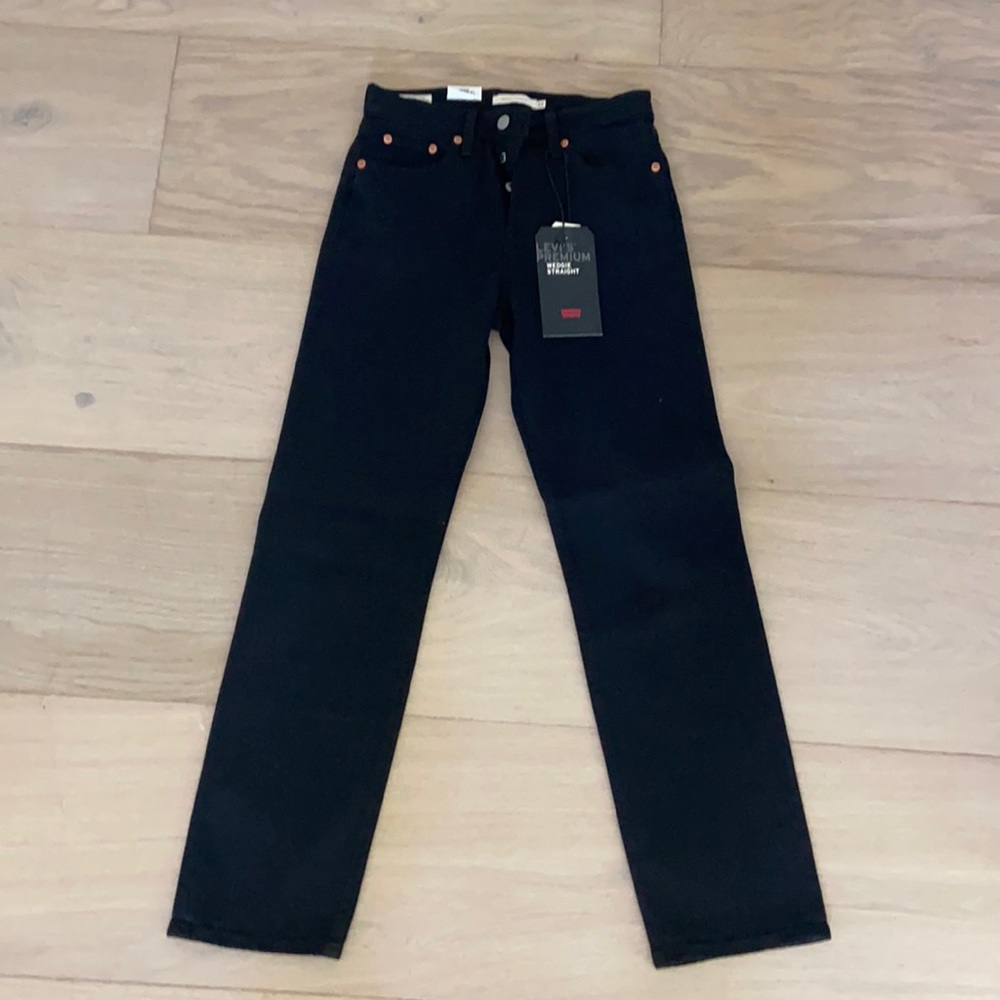 New with Tags Levis Wedgie Straight Black Jeans
